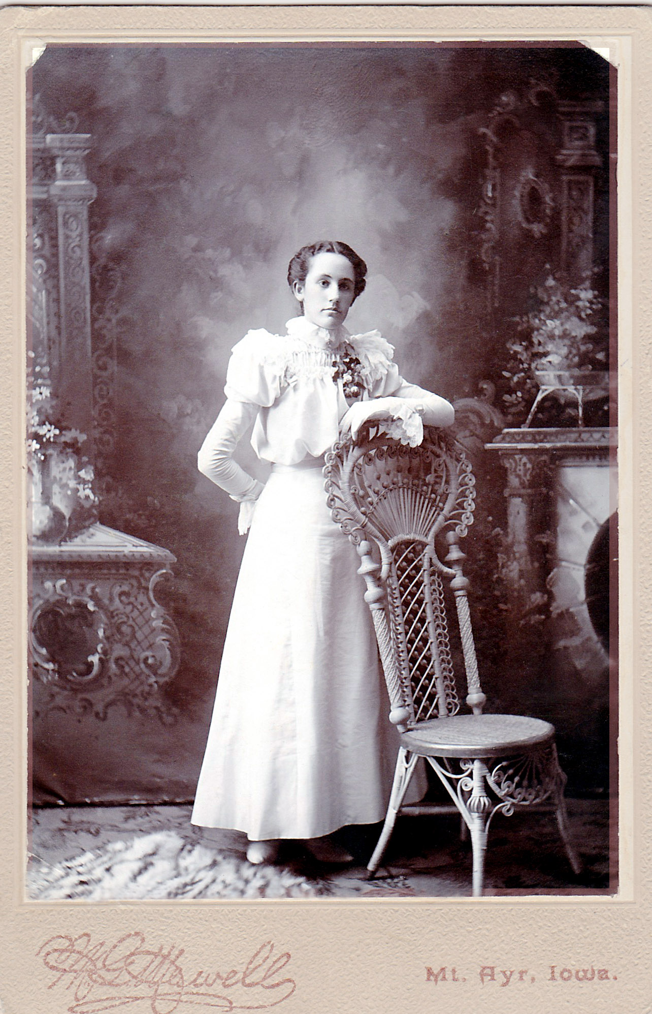 Orphan Photo of Miss Lottie Moore